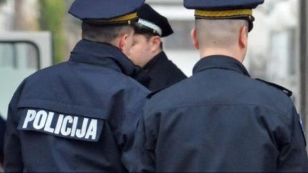 Intervencija u Lukovom Polju: Muškarac izvučen iz rijeke nakon pregovora s policijom