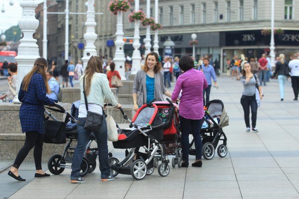 Vlada ZDK osigurala 49 miliona KM za naknade porodiljama
