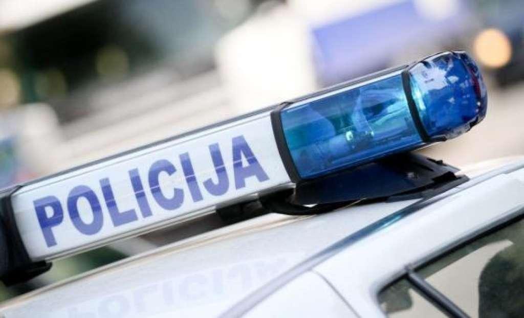 Policija u Zenici lišila slobode mladića zbog sumnje na posjedovanje droge