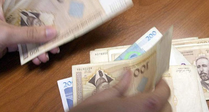 Neoporeziva pomoć radnicima do 300 KM: Evo ko ima pravo i do kada važi uredba