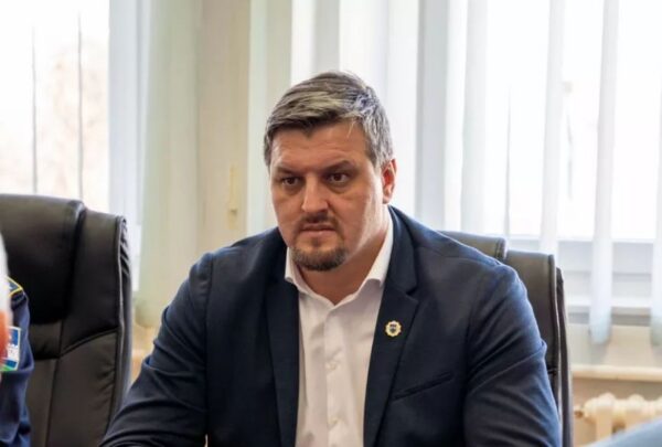 Habibija zabranio bradu policajcima, a i sam je nosi: Odluka izazvala pitanja